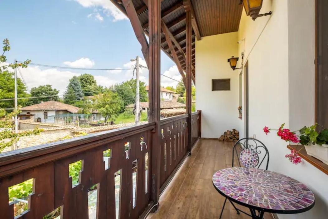 Guest House Geranium Arbanasi Exterior photo