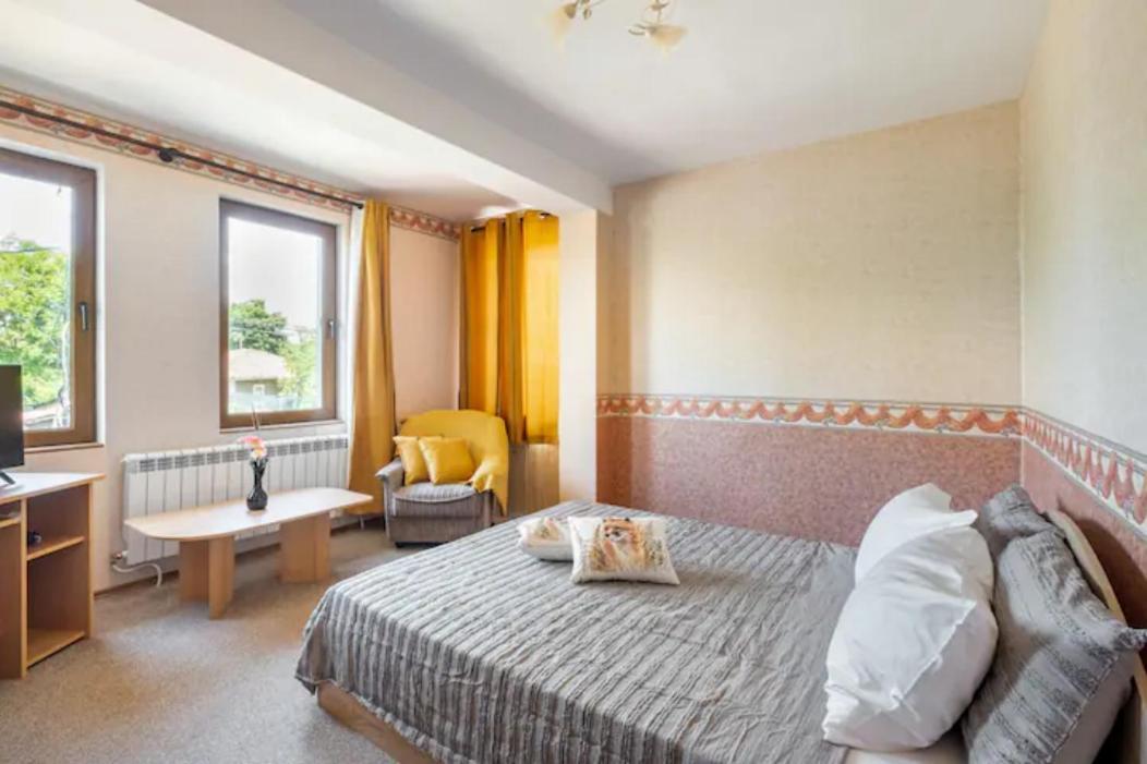 Guest House Geranium Arbanasi Exterior photo