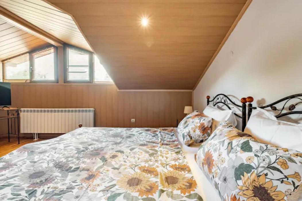 Guest House Geranium Arbanasi Exterior photo