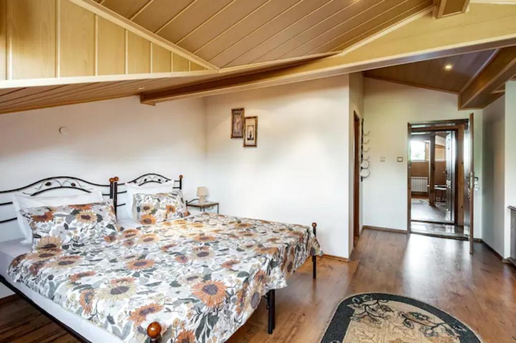 Guest House Geranium Arbanasi Exterior photo